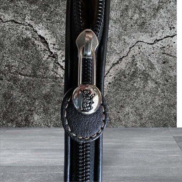 Juicy Couture Black Leather Shoulder Satchel Purse & Wristlet - Picture 6 of 16